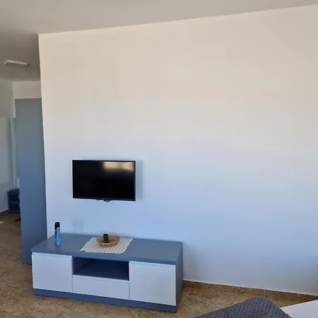 Monica Apartment