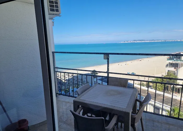 Monica 公寓 Durrës